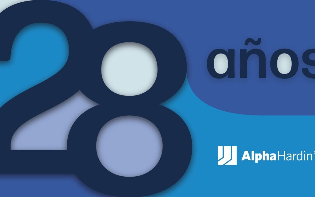 Alpha Hardin cumple 28 años de éxito